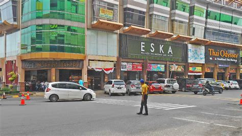 THE 10 BEST Places to Go Shopping in Batam .